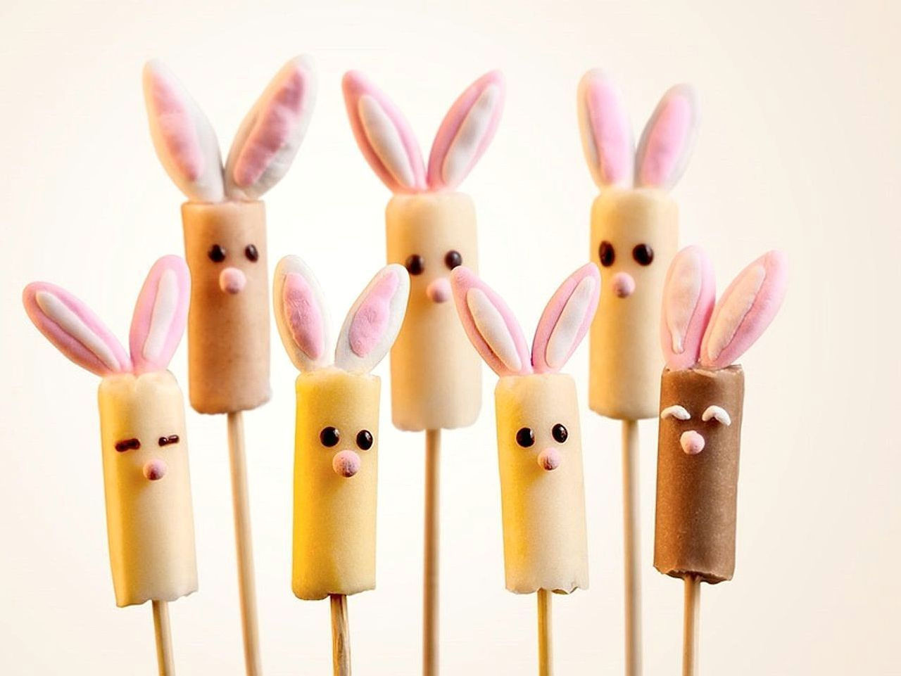 Retro Sweets & Nostalgia